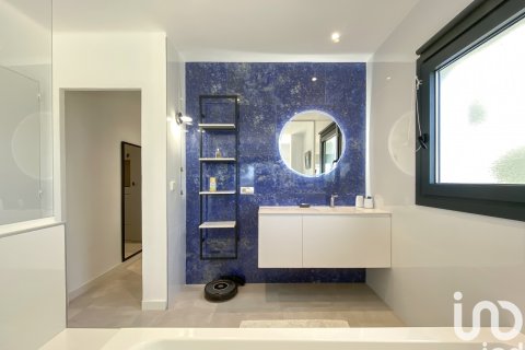 Продажа дома в С'Агаро, Герона, Испания 4 спальни, 260м2 №153947 - фото 9