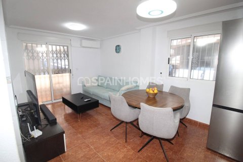 Apartment for sale in Torrevieja, Alicante, Spain 3 bedrooms, 86 sq.m. No. 181923 - photo 3