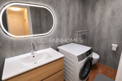 Apartment for sale in Torrevieja, Alicante, Spain 3 bedrooms, 86 sq.m. No. 181923 - photo 14