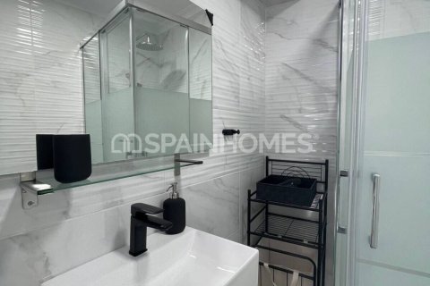 Villa à vendre à Torrox, Malaga, Espagne, 2 chambres, 68 m2 No. 181924 - photo 19