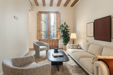 Dzīvoklis īrēšanai Barcelona, Spānijā 3 istabas, 147 m2 Nr. 151039 - attēls 12