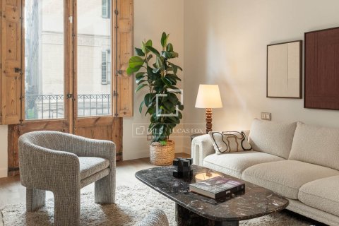 Dzīvoklis īrēšanai Barcelona, Spānijā 3 istabas, 147 m2 Nr. 151039 - attēls 13