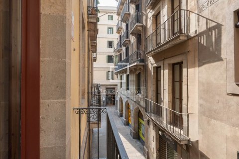 Dzīvoklis īrēšanai Barcelona, Spānijā 3 istabas, 147 m2 Nr. 151039 - attēls 27