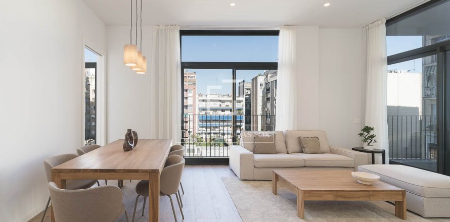 Dzīvoklis Barcelona, Spānijā 3 istabas, 119 m2 Nr. 151035