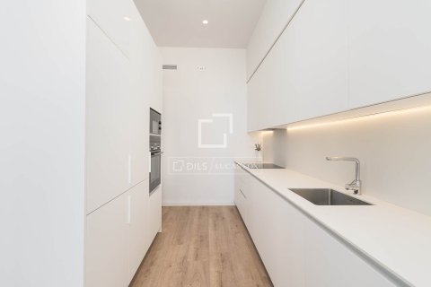 Dzīvoklis īrēšanai Barcelona, Spānijā 3 istabas, 119 m2 Nr. 151035 - attēls 17