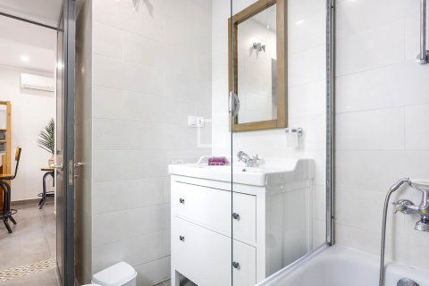 Dzīvoklis īrēšanai Barcelona, Spānijā 1 istaba, 48 m2 Nr. 151037 - attēls 20