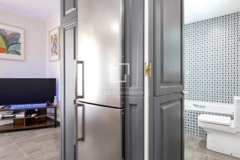 Dzīvoklis īrēšanai Barcelona, Spānijā 1 istaba, 48 m2 Nr. 151037 - attēls 17