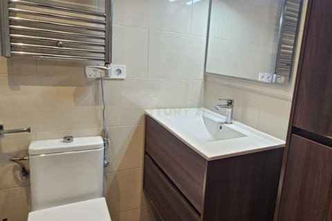Wohnung zum Verkauf in Barcelona, Spanien 3 Schlafzimmer, 62 m2 Nr. 181314 - Foto 11