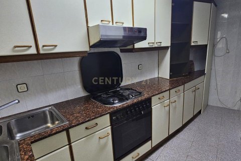 Wohnung zum Verkauf in Barcelona, Spanien 3 Schlafzimmer, 62 m2 Nr. 181314 - Foto 7