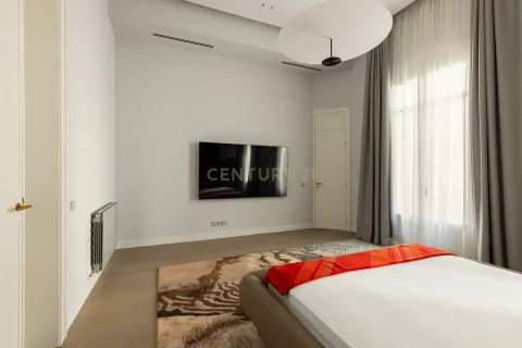 Apartment à vendre à Barcelona, Espagne, 5 chambres, 518 m2 No. 181315 - photo 8