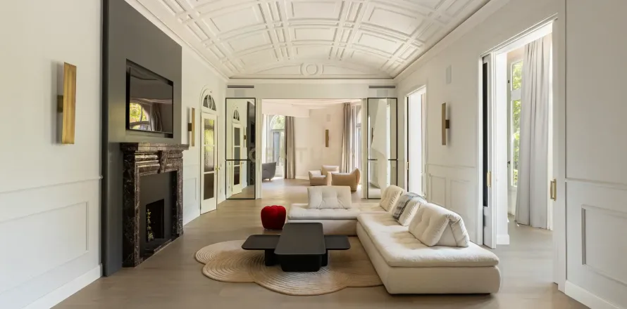 Apartment à Barcelona, Espagne 5 chambres, 518 m2 No. 181315