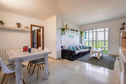 Apartment à vendre à Sant Joan Despi, Barcelona, Espagne, 3 chambres, 100 m2 No. 181316 - photo 2