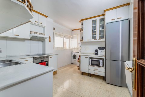 Apartment à vendre à Sant Joan Despi, Barcelona, Espagne, 3 chambres, 100 m2 No. 181316 - photo 9