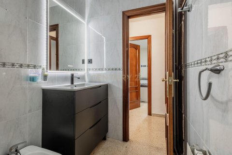 Apartment à vendre à Sant Joan Despi, Barcelona, Espagne, 3 chambres, 100 m2 No. 181316 - photo 25