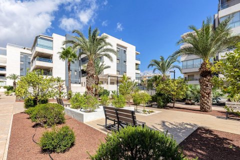 Huoneisto myytävänä Los Dolses, Alicante, Espanja, 2 makuuhuonetta, 93 m2 No. 133112 - kuva 3