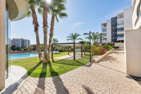 Huoneisto myytävänä Los Dolses, Alicante, Espanja, 2 makuuhuonetta, 93 m2 No. 133112 - kuva 8