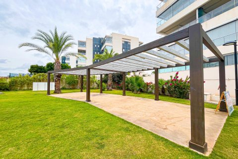 Huoneisto myytävänä Los Dolses, Alicante, Espanja, 2 makuuhuonetta, 93 m2 No. 133112 - kuva 6