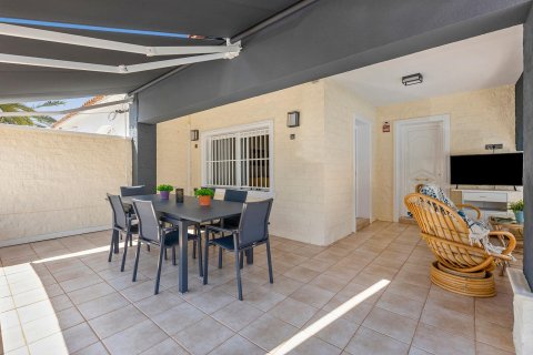 Villa for sale Torrevieja, Alicante, Spain 4 bedrooms, 212 sq.m. No. 133111 - photo 4