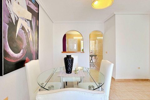 Bungalow for sale Torrevieja, Alicante, Spain 3 bedrooms, 80 sq.m. No. 133115 - photo 8