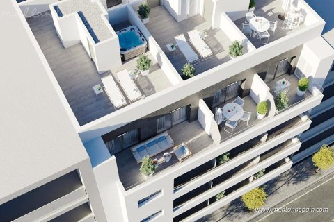 Apartment in Torrevieja, Alicante, Spain 3 bedrooms, 137 sq.m. No. 182636