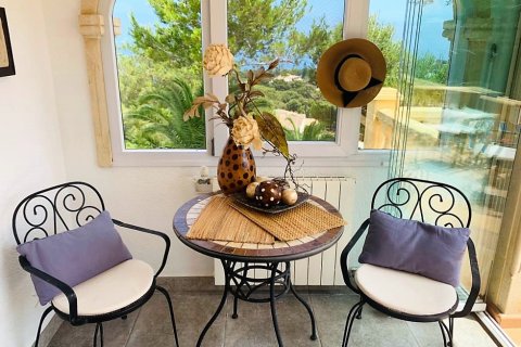 Villa en venta en Jávea, Alicante, España 5 dormitorios, 400 m2 No. 145583 - foto 5