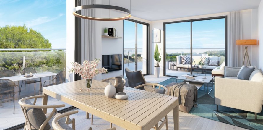 Apartment in Alicante, Spain 4 bedrooms, 147 sq.m. No. 145585