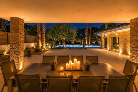 Villa pārdošanā Santa Cristina d'Aro, Girona, Spānijā 5 istabas, 453 m2 Nr. 193228 - attēls 17