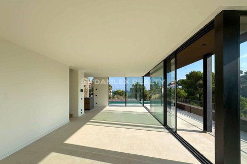 Talo myytävänä Begur, Girona, Espanja, 4 makuuhuonetta, 265 m2 No. 193227 - kuva 7