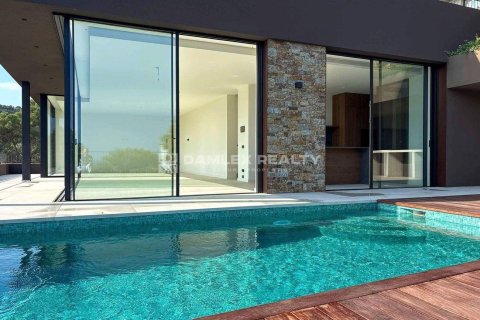 Talo myytävänä Begur, Girona, Espanja, 4 makuuhuonetta, 265 m2 No. 193227 - kuva 3