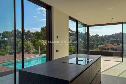 Talo myytävänä Begur, Girona, Espanja, 4 makuuhuonetta, 265 m2 No. 193227 - kuva 11