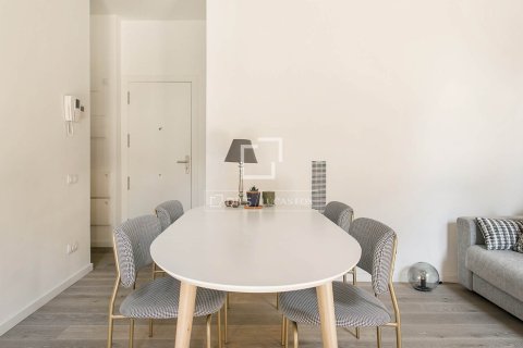 Apartamento en venta en Barcelona, España 2 dormitorios, 75 m2 No. 166335 - foto 8