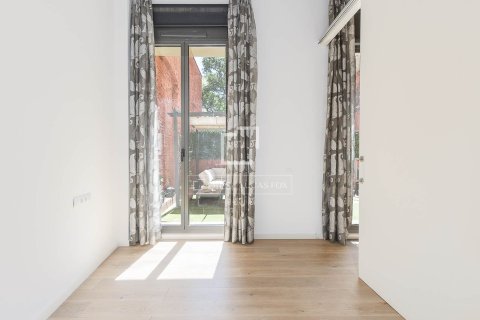 Apartament w Barcelona, Hiszpania 2 sypialnie, 75 mkw. nr 166335 – zdjęcie 18