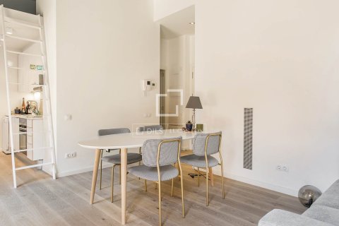 Apartamento en venta en Barcelona, España 2 dormitorios, 75 m2 No. 166335 - foto 9