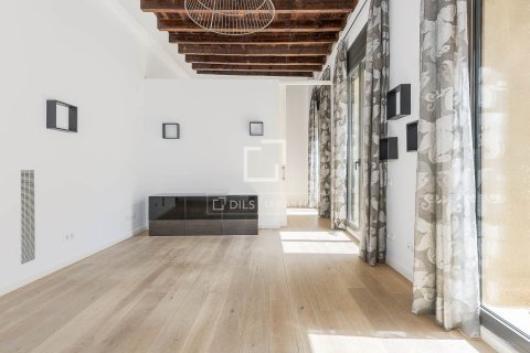 Apartament w Barcelona, Hiszpania 2 sypialnie, 75 mkw. nr 166335 – zdjęcie 13