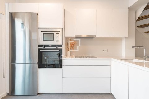 Penthouse w Barcelona, Hiszpania 3 sypialnie, 127 mkw. nr 166337 – zdjęcie 7