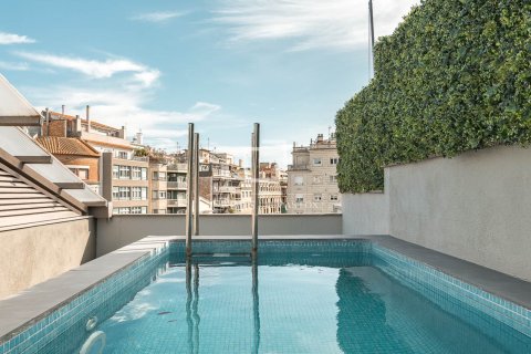 Penthouse w Barcelona, Hiszpania 3 sypialnie, 127 mkw. nr 166337