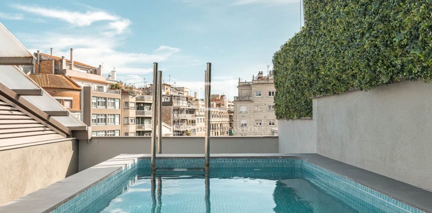 Penthouse w Barcelona, Hiszpania 3 sypialnie, 127 mkw. nr 166337