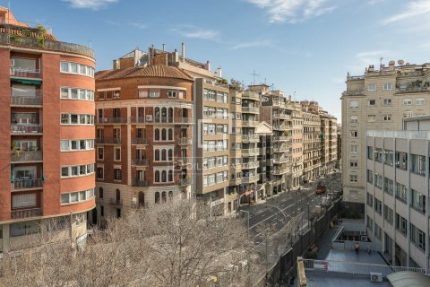 Penthouse w Barcelona, Hiszpania 3 sypialnie, 127 mkw. nr 166337 – zdjęcie 19