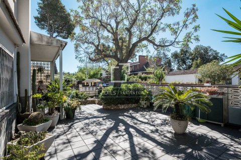 Huvila myytävänä Valldoreix, Barcelona, Espanja, 8 makuuhuonetta, 494 m2 No. 166338 - kuva 4