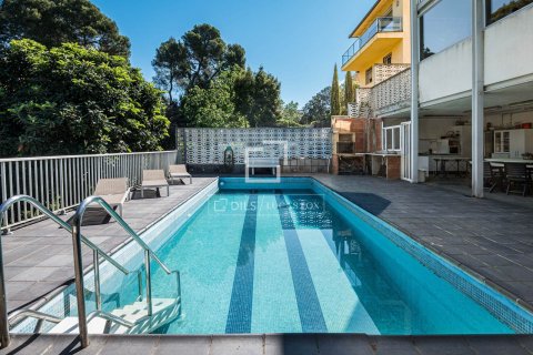 Huvila myytävänä Valldoreix, Barcelona, Espanja, 8 makuuhuonetta, 494 m2 No. 166338 - kuva 7