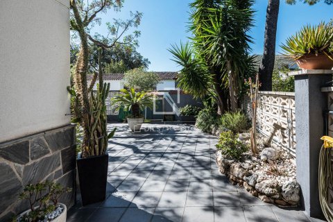 Huvila myytävänä Valldoreix, Barcelona, Espanja, 8 makuuhuonetta, 494 m2 No. 166338 - kuva 5