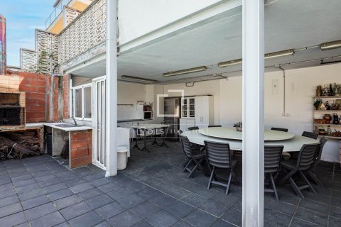 Huvila myytävänä Valldoreix, Barcelona, Espanja, 8 makuuhuonetta, 494 m2 No. 166338 - kuva 9