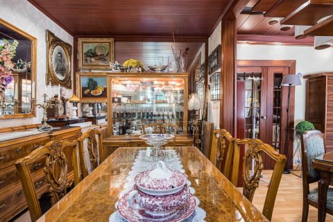 Huvila myytävänä Valldoreix, Barcelona, Espanja, 8 makuuhuonetta, 494 m2 No. 166338 - kuva 21