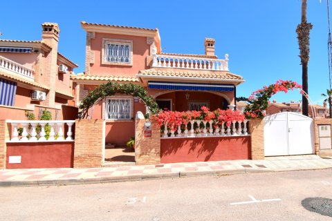 Villa en venta Alicante, España 3 dormitorios, 68 m2 No. 137800 - foto 1
