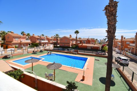 Villa en venta Alicante, España 3 dormitorios, 68 m2 No. 137800 - foto 2