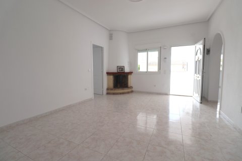 Villa till salu Ciudad Quesada, Alicante, Spanien 3 sovrum, 160 kvm. Nr. 137801 - foto 3