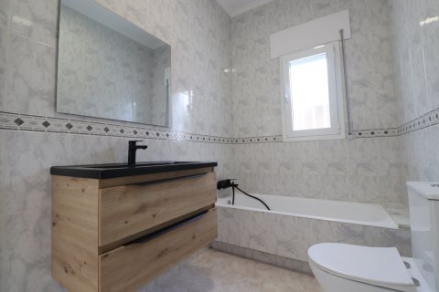Villa till salu Ciudad Quesada, Alicante, Spanien 3 sovrum, 160 kvm. Nr. 137801 - foto 19