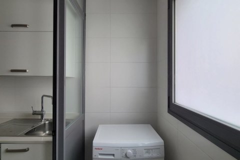 Apartament w Madrid, Hiszpania 1 sypialnia, 90 mkw. nr 180416 – zdjęcie 19