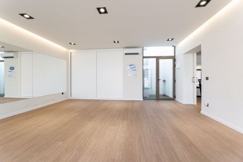 Apartament w Madrid, Hiszpania 1 sypialnia, 57 mkw. nr 180419 – zdjęcie 15