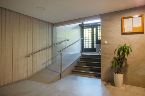 Apartament w Madrid, Hiszpania 1 sypialnia, 57 mkw. nr 180414 – zdjęcie 11